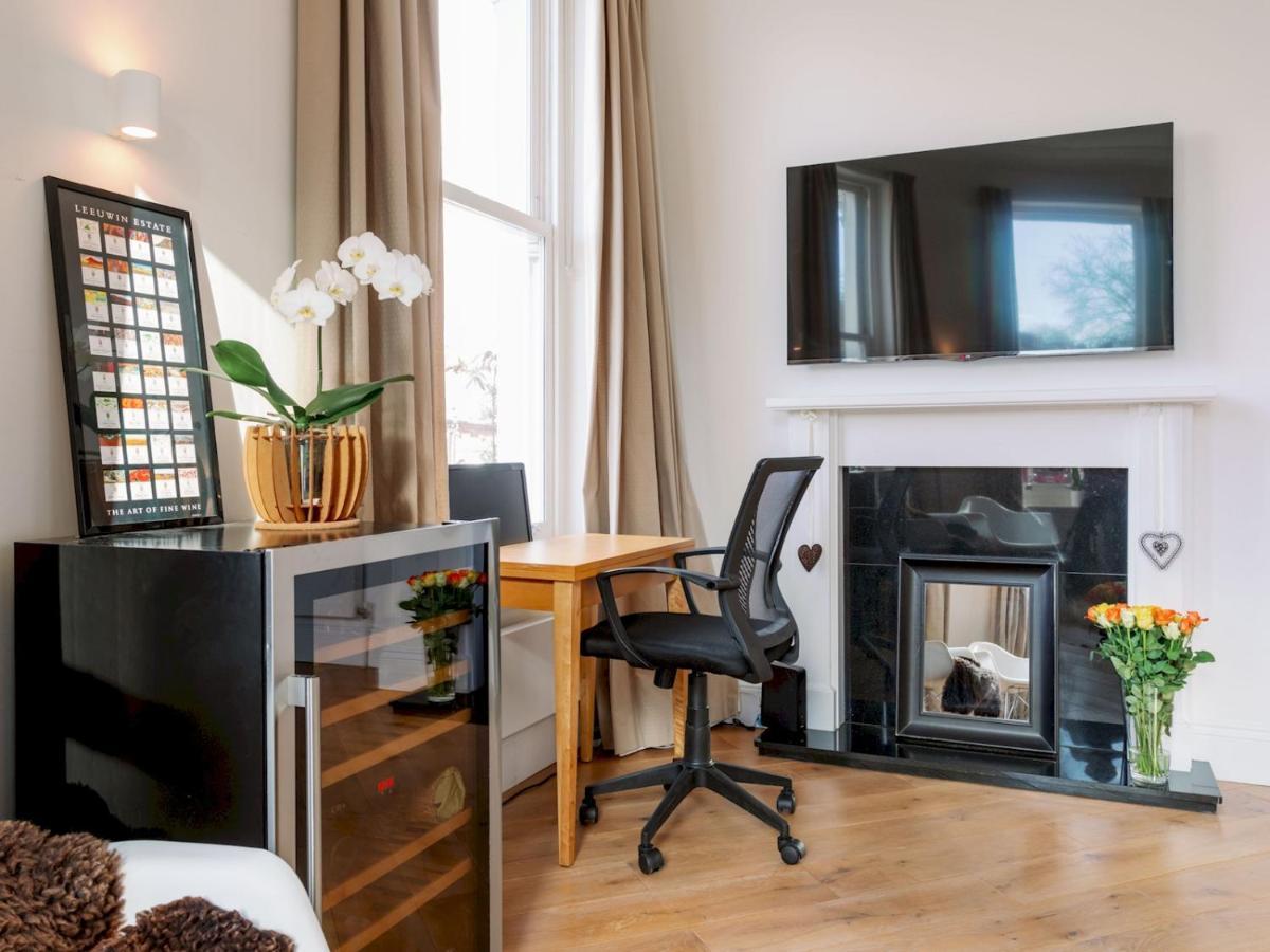 Pass The Keys Beautiful 2Bed Apartment 2Min From Hampstead Heath London Exterior photo